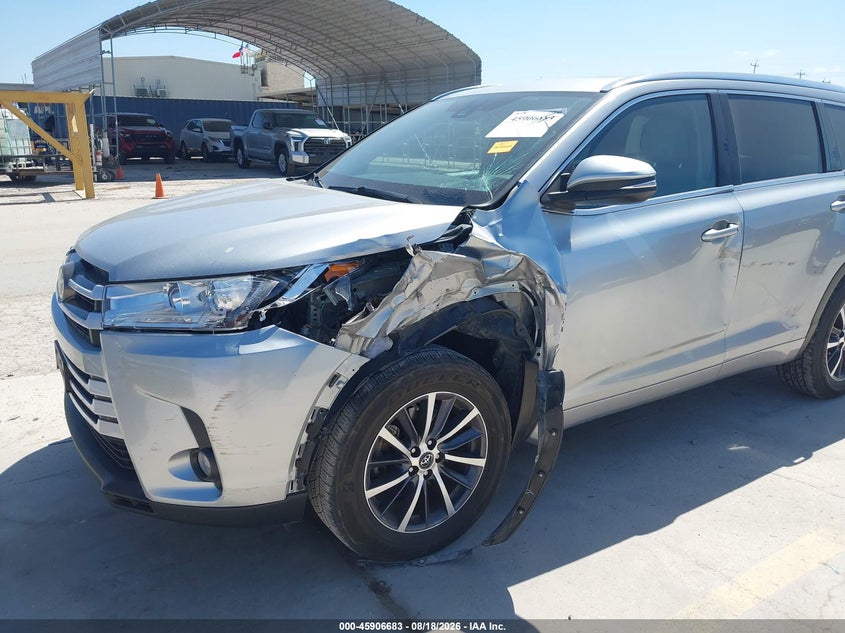 TOYOTA HIGHLANDER - zdjęcie 6