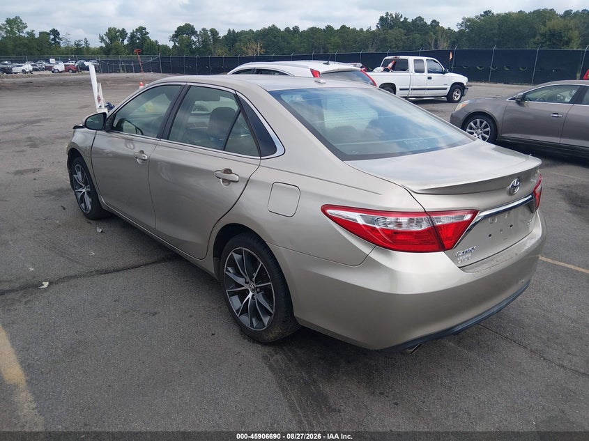 TOYOTA CAMRY - zdjęcie 3