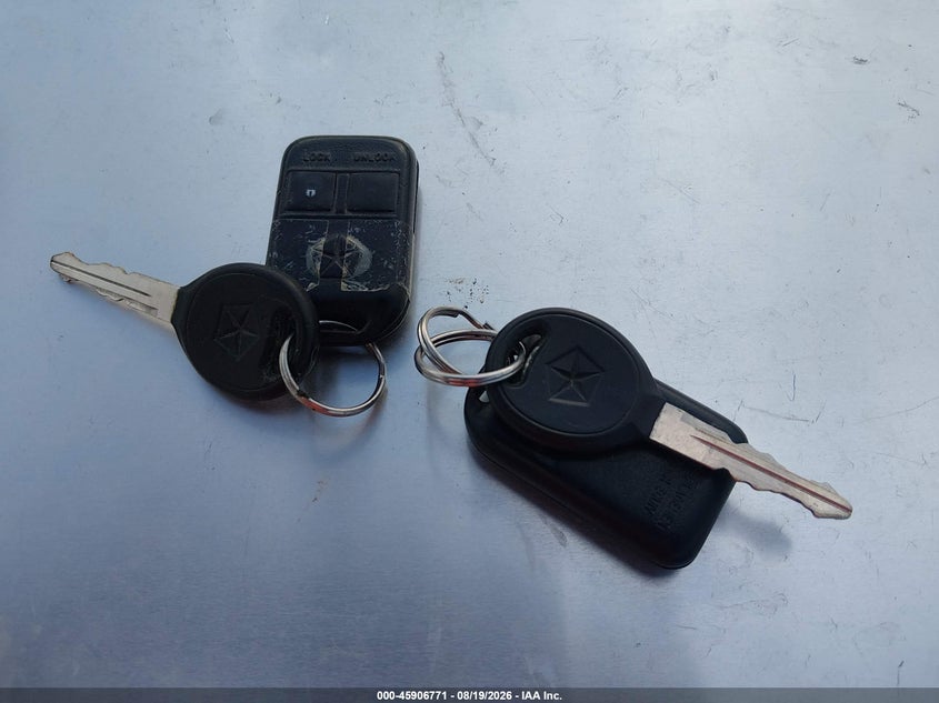 PLYMOUTH GRAND VOYAGER 1999 VIN 2P4GP44G7XR432394