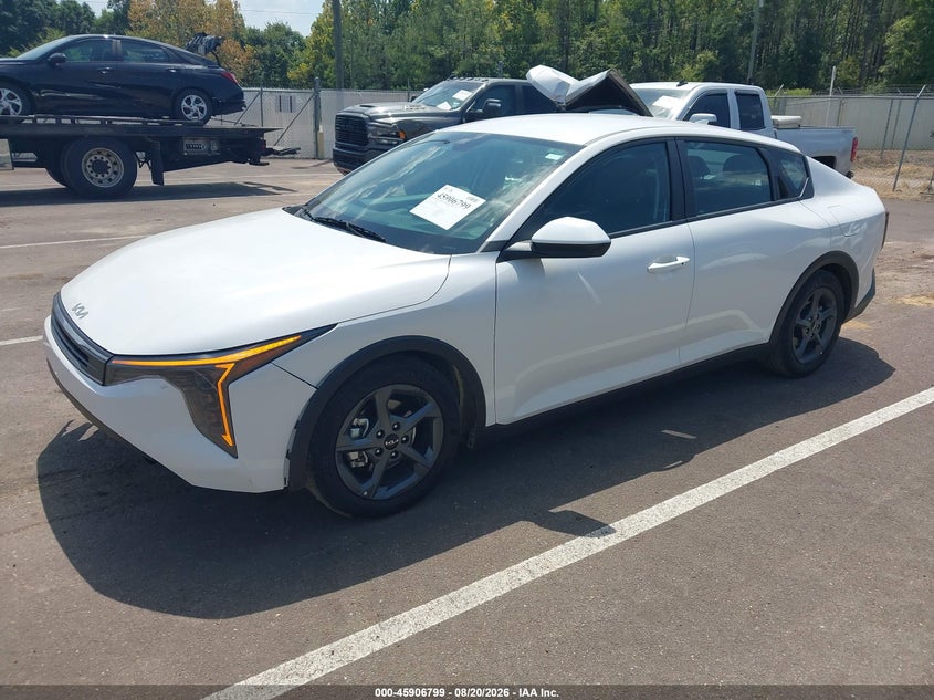 Vin: 3kpft4de0se108269, lot: 46405867, kia k4 lxs 20252