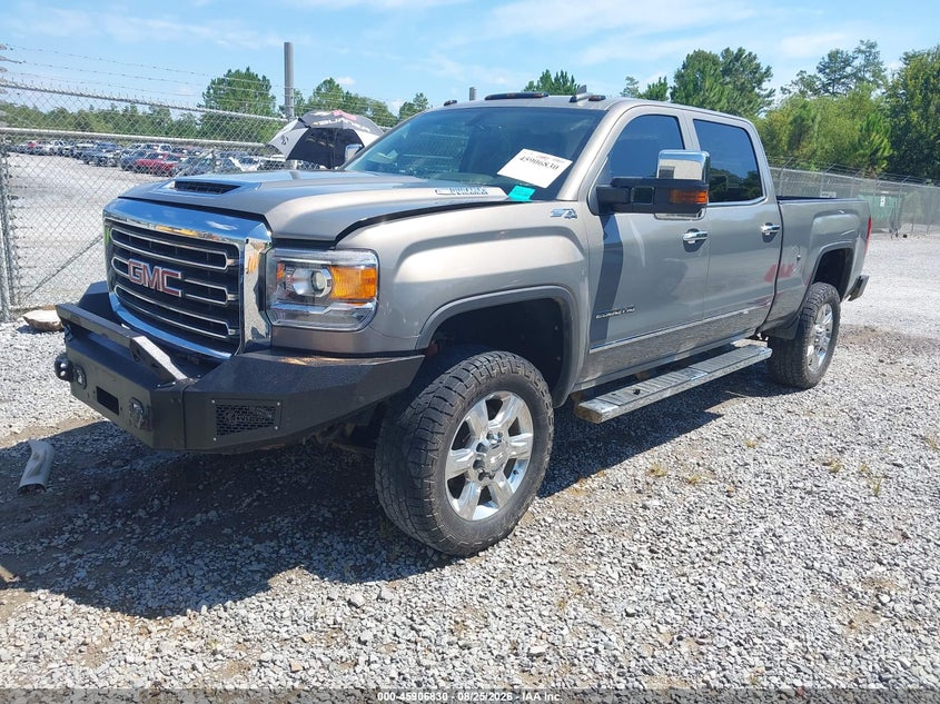 2017 GMC SIERRA 2500HD — zdjęcie 2