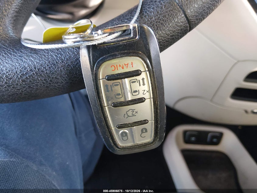 CHRYSLER PACIFICA - zdjęcie 11