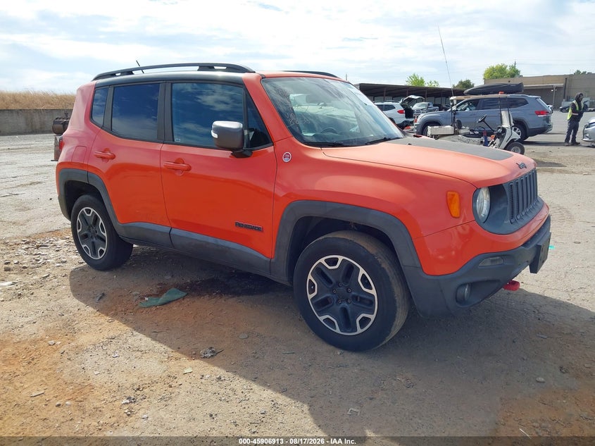 2015 JEEP RENEGADE auction photo 1