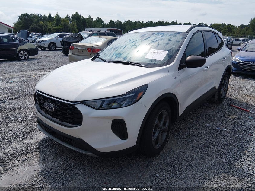 2025 Ford Escape, Front End, IAAI, VIN 1FMCU0MZXSUA49328 — photo 2
