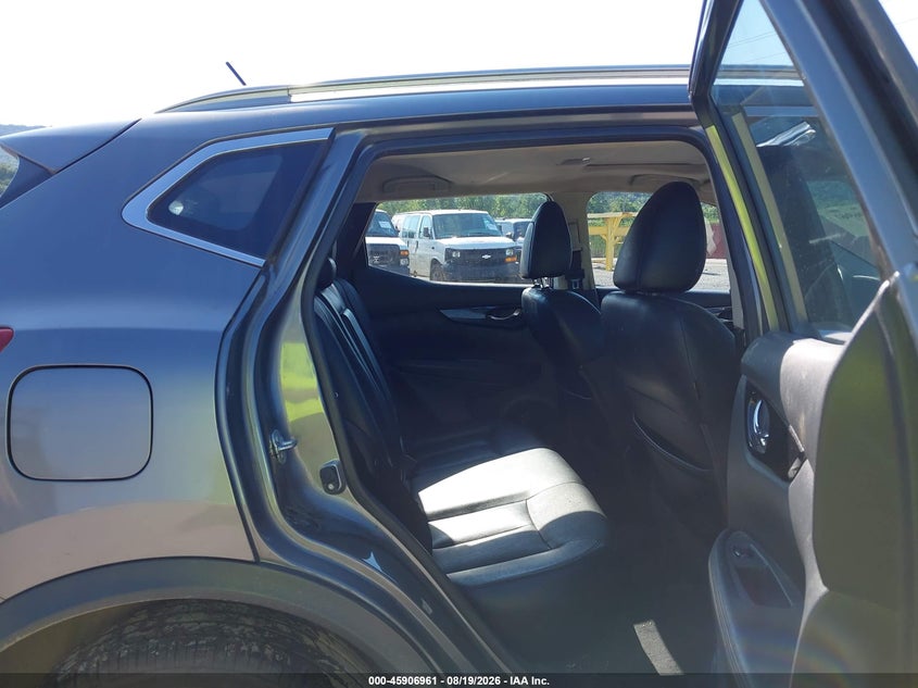 Фото 8 - NISSAN ROGUE SPORT
