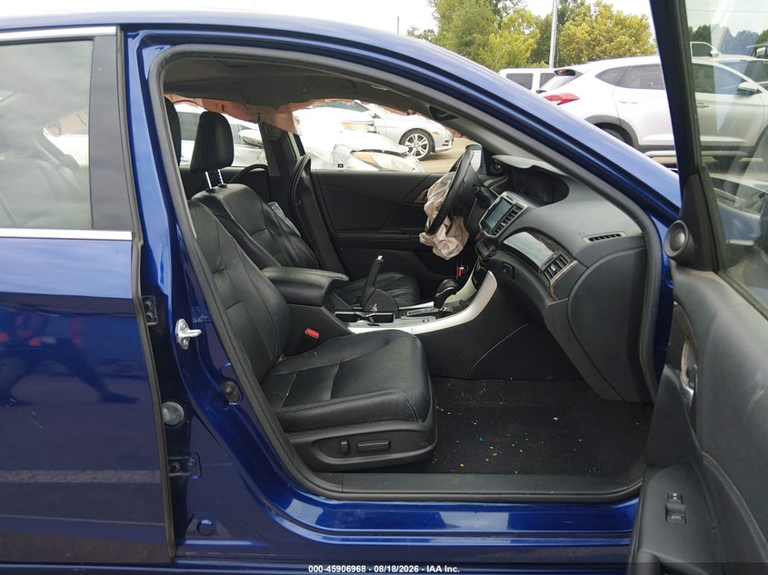 2017 HONDA ACCORD HYBRID auction photo 5