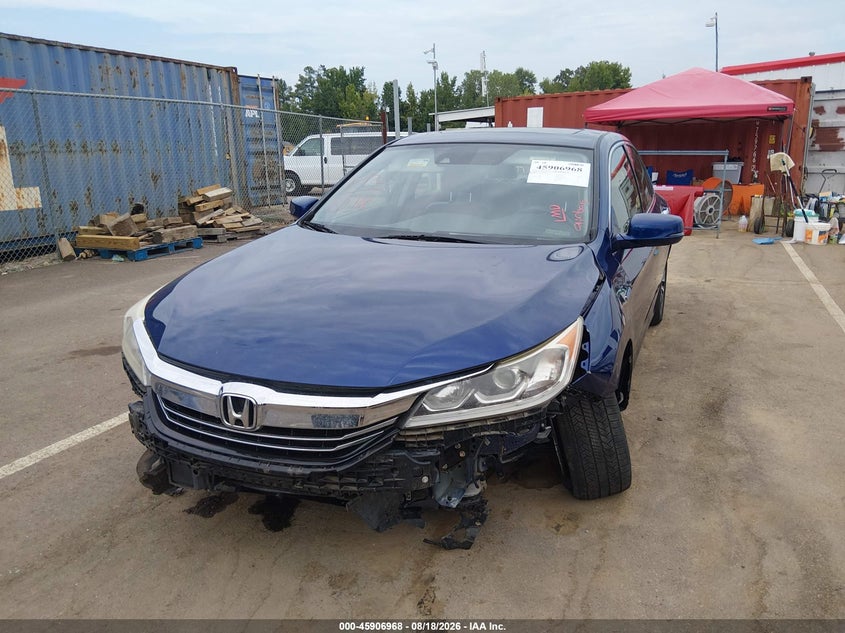 2017 HONDA ACCORD HYBRID auction photo 6