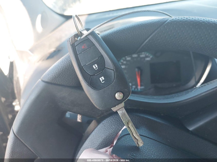 CHEVROLET TRAX 2021 VIN KL7CJNSB0MB339774