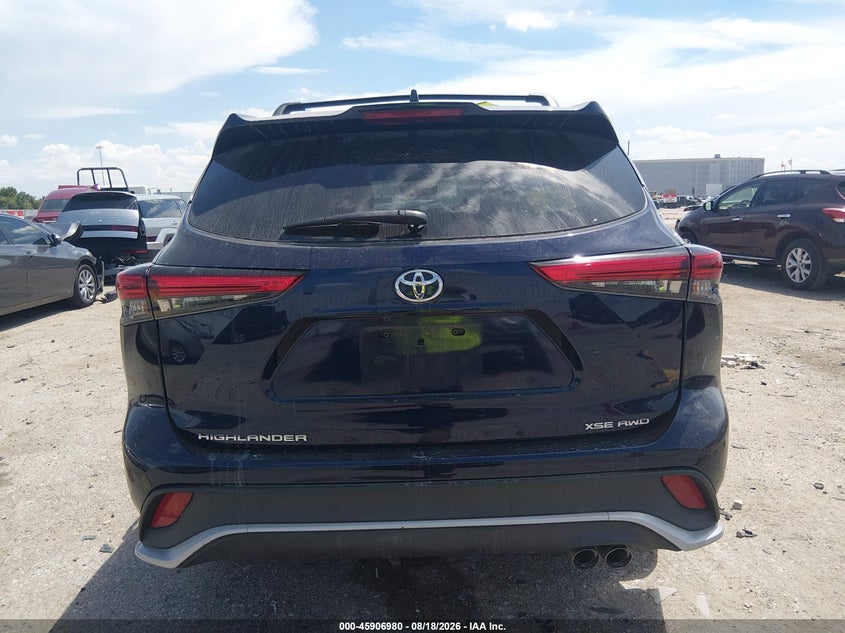 TOYOTA HIGHLANDER - zdjęcie 16