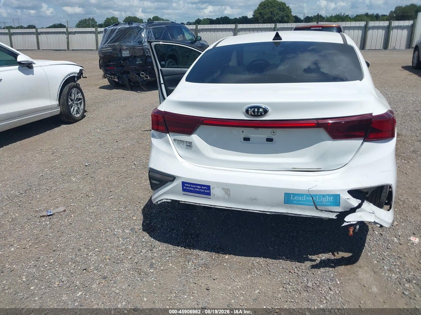 2021 KIA FORTE auction photo 6