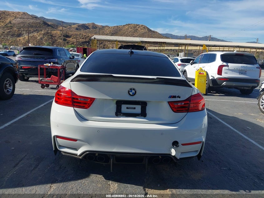 BMW M4 2017 VIN WBS3R9C52HK709391