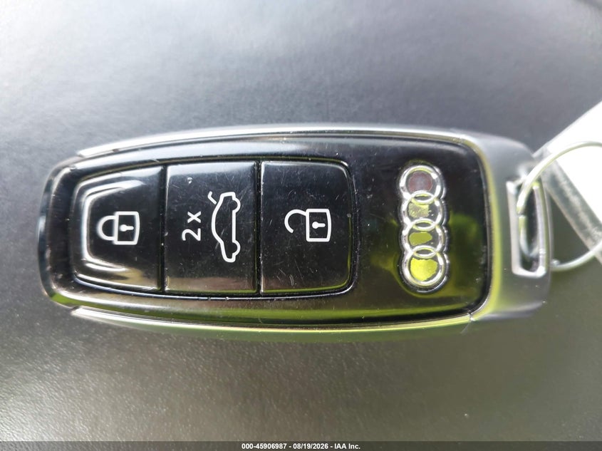 AUDI E-TRON - zdjęcie 11