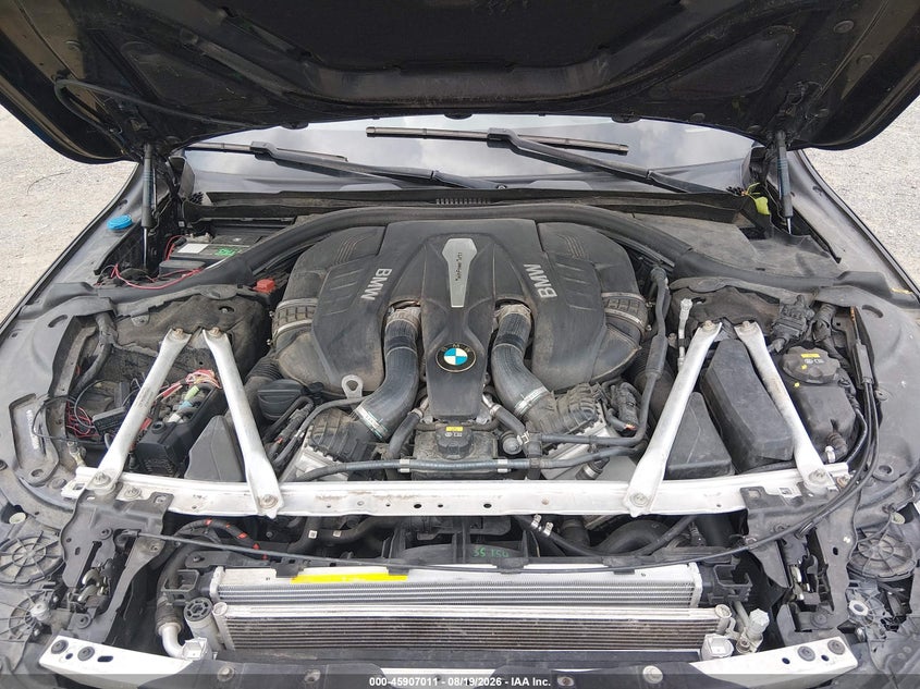 BMW 750I - zdjęcie 10