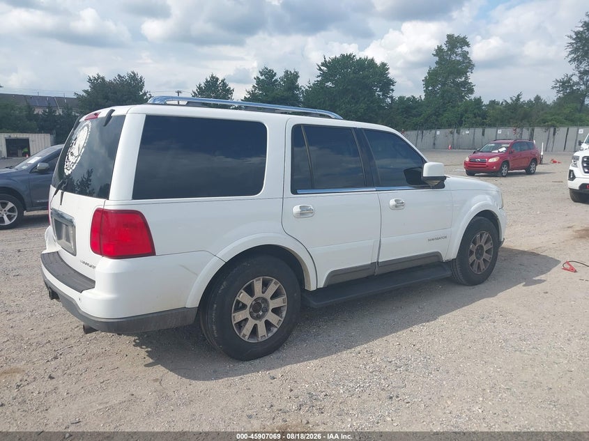 2004 LINCOLN NAVIGATOR auction photo 4