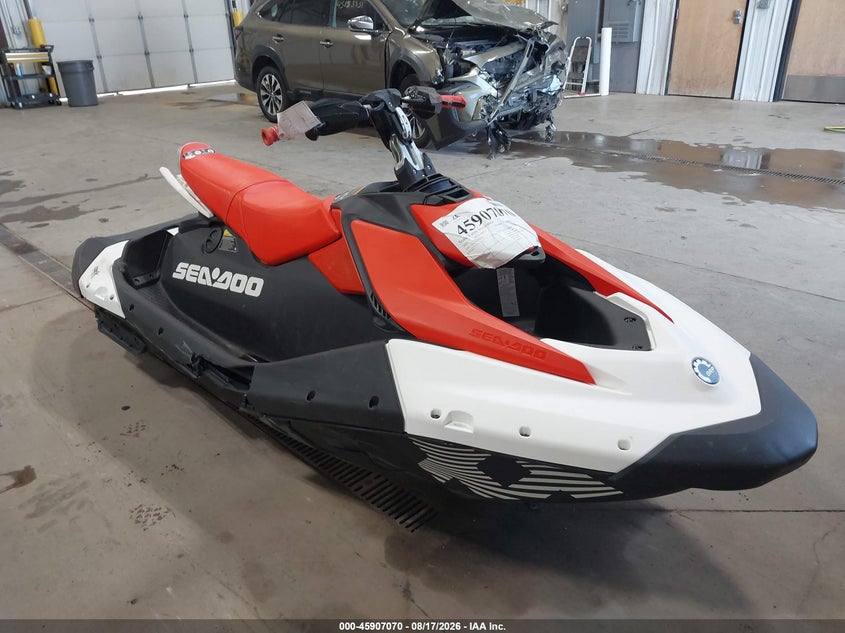 2025 SEA DOO SPARK TRIXX 3UP auction photo 1