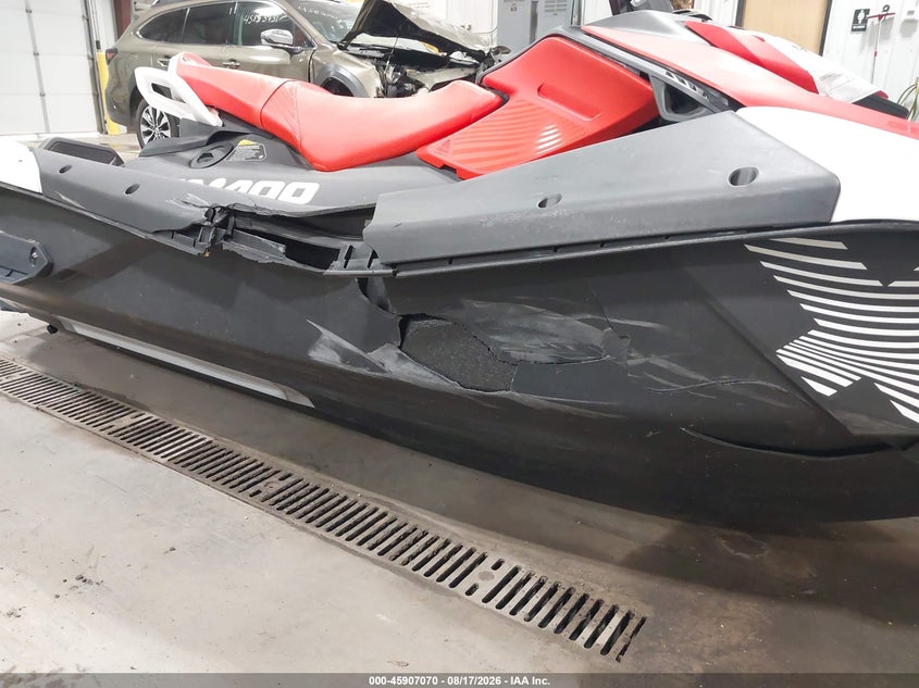 2025 SEA DOO SPARK TRIXX 3UP auction photo 6