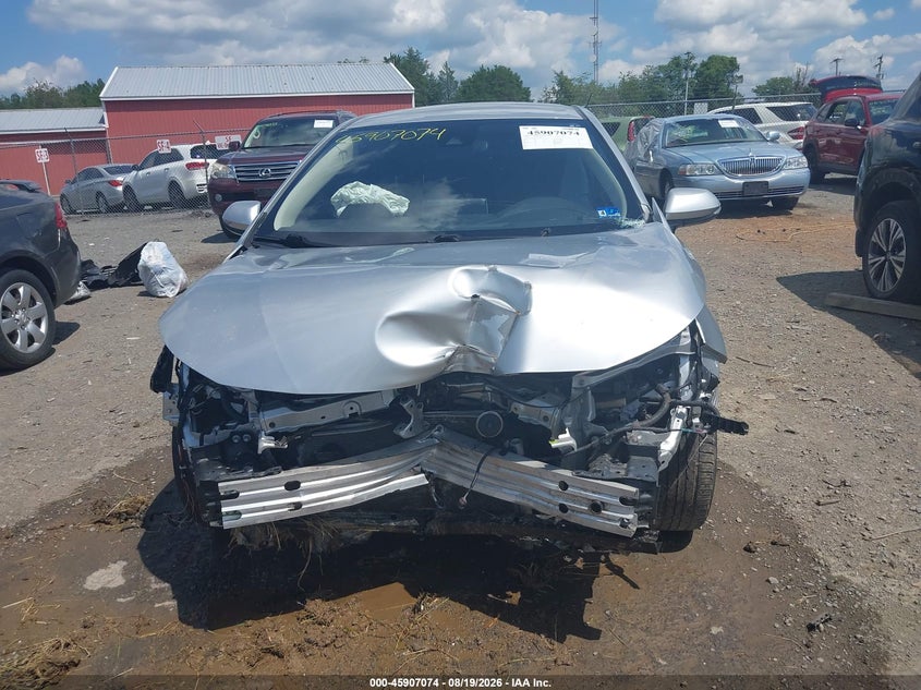 2020 TOYOTA COROLLA auction photo 6