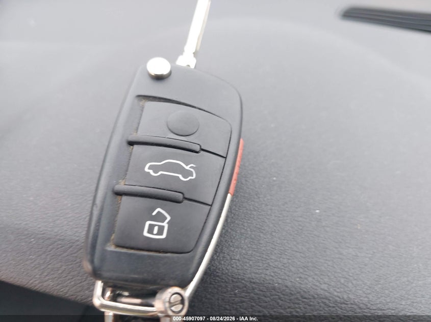 AUDI A3 2011 VIN WAUBJAFM0BA007899
