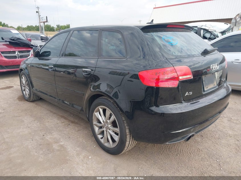 AUDI A3 2011 VIN WAUBJAFM0BA007899