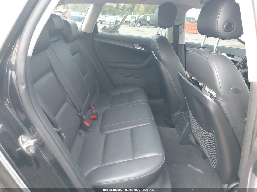 AUDI A3 2011 VIN WAUBJAFM0BA007899