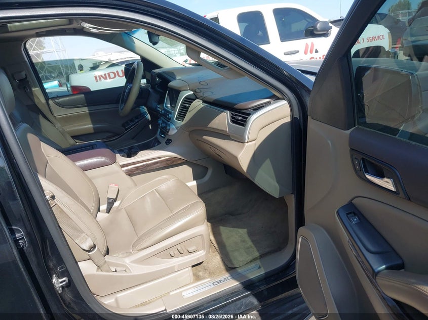 2015 GMC YUKON auction photo 5