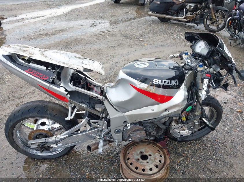 SUZUKI GSX-R750 2001