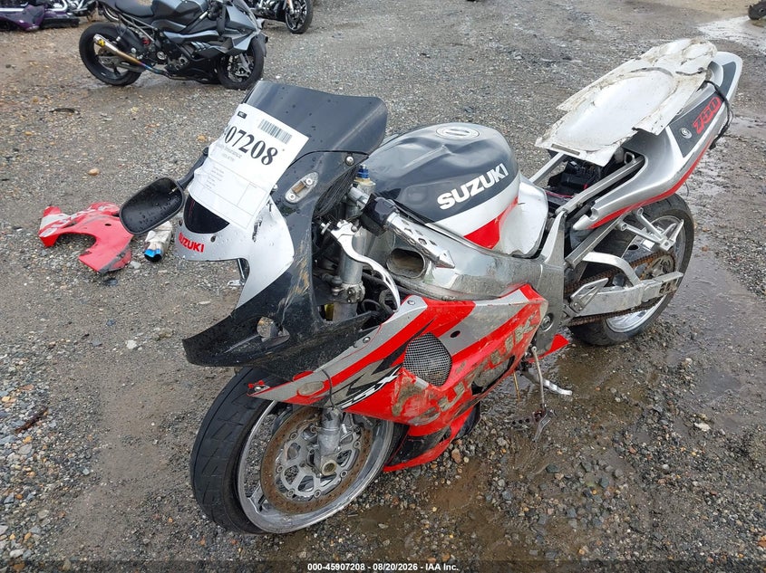 SUZUKI GSX-R750 2001