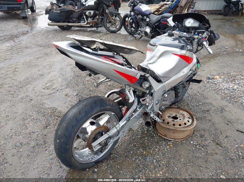 2001 SUZUKI GSX-R750 auction photo 4