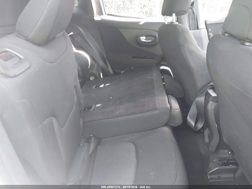 2018 JEEP RENEGADE SPORT 4X4 · Фото 8