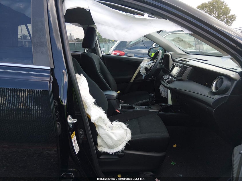 2015 TOYOTA RAV4 auction photo 5