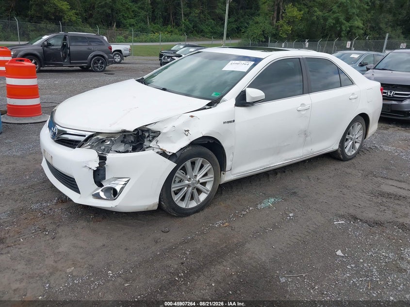 2014 Toyota Camry, Left Side, IAAI, VIN 4T1BD1FK9EU128583 — photo 2