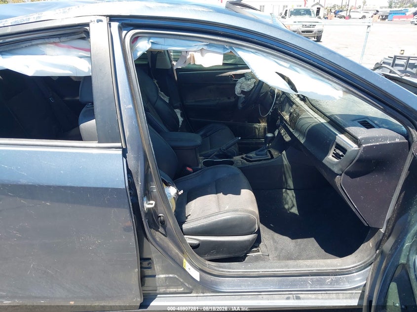 2016 TOYOTA COROLLA auction photo 5