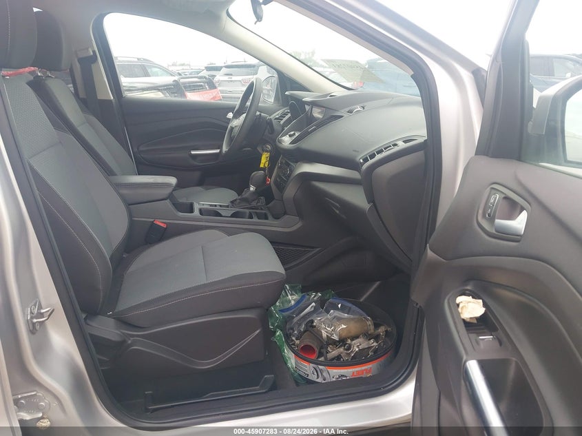 2017 FORD ESCAPE auction photo 5