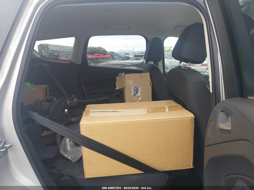 2017 FORD ESCAPE auction photo 8