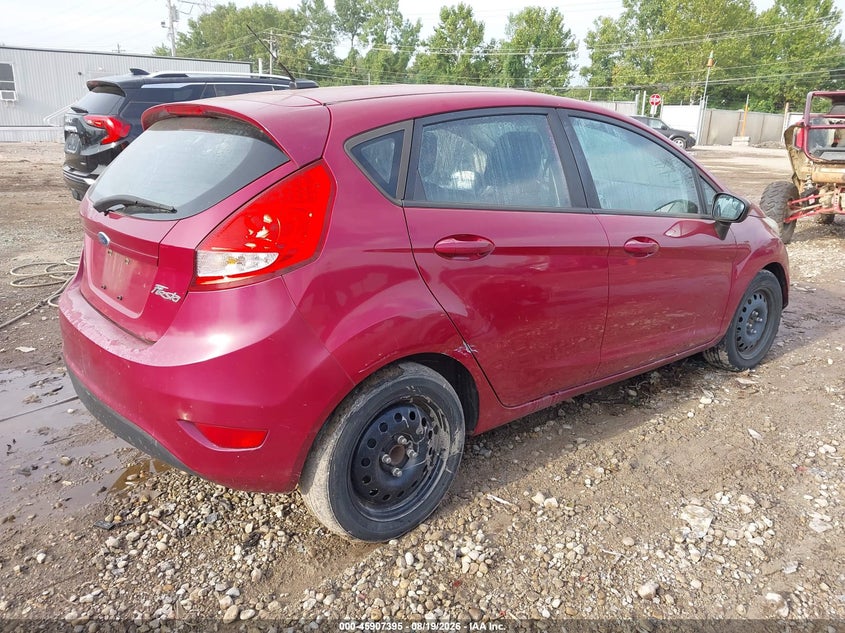 2011 FORD FIESTA — zdjęcie 4