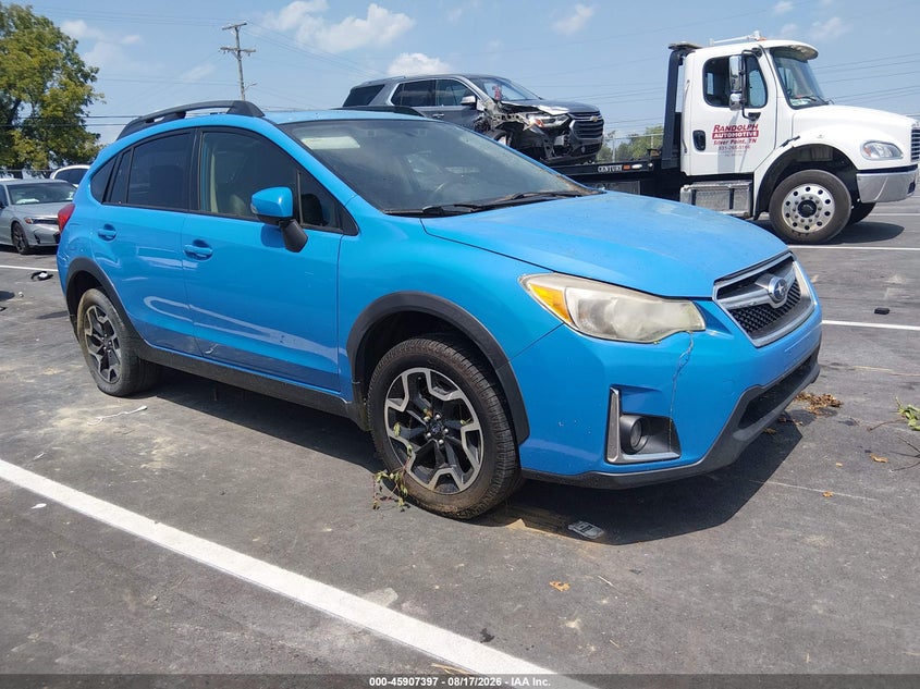 2016 SUBARU CROSSTREK auction photo 1