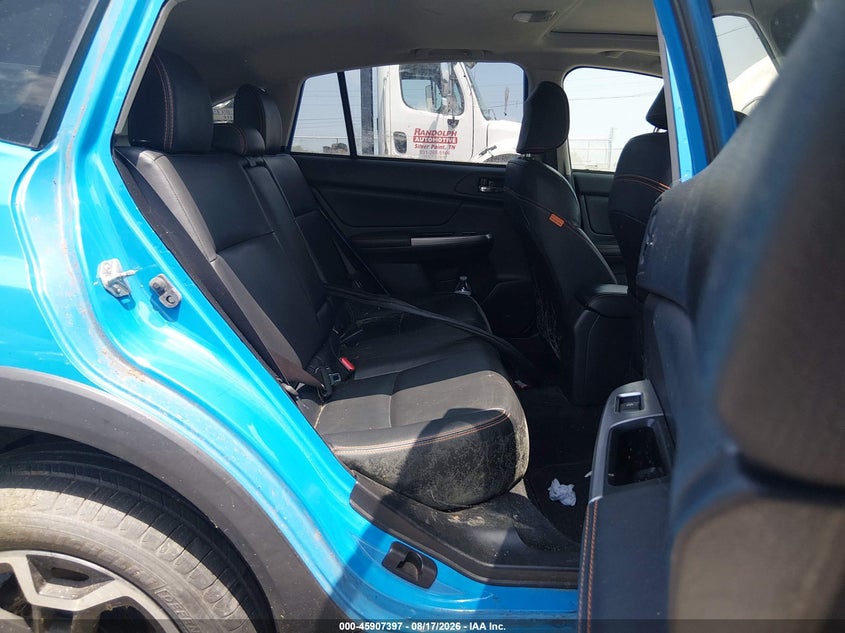 2016 SUBARU CROSSTREK auction photo 8