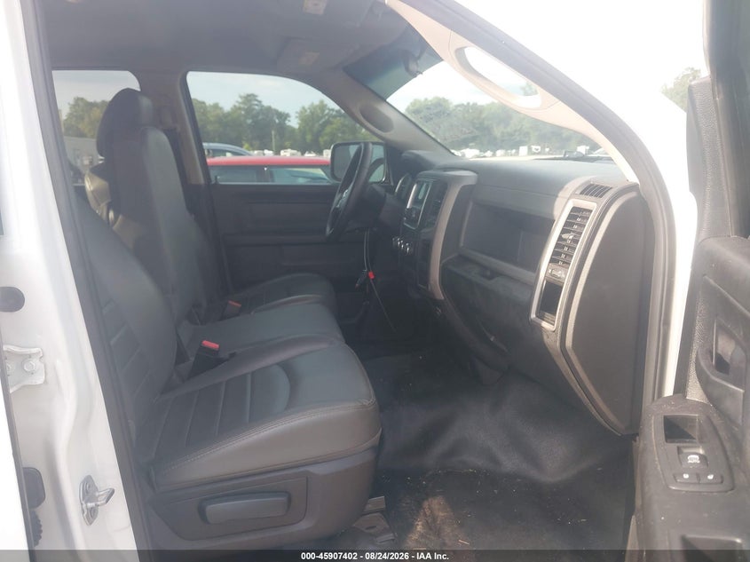 2016 RAM 1500 auction photo 5