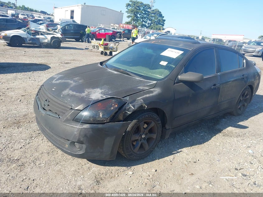 2007 Nissan Altima, Left Front, IAAI, VIN 1N4AL21E47C235078 — photo 2