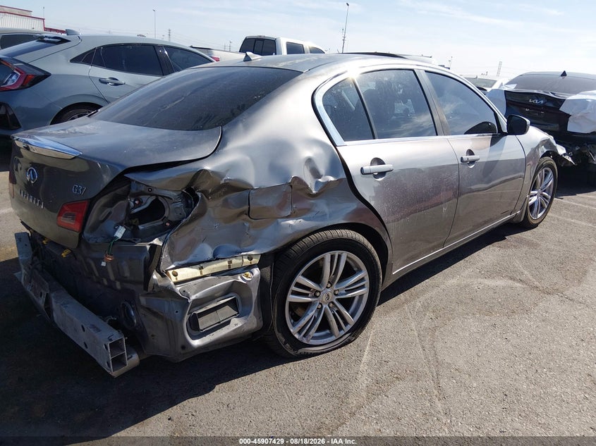 2013 INFINITI G37 auction photo 4