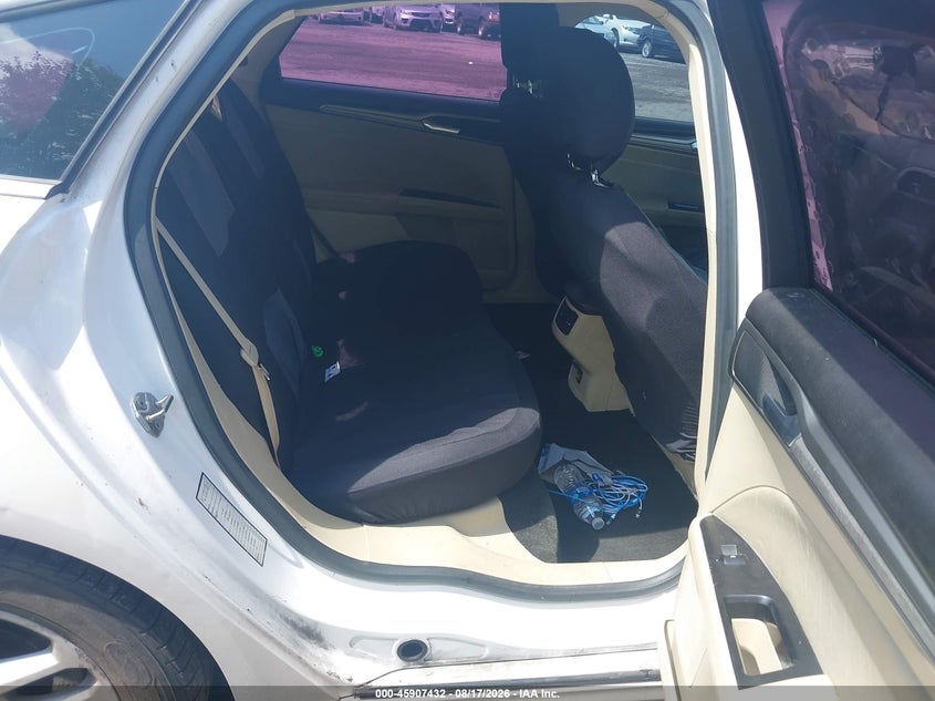 2016 FORD FUSION auction photo 8