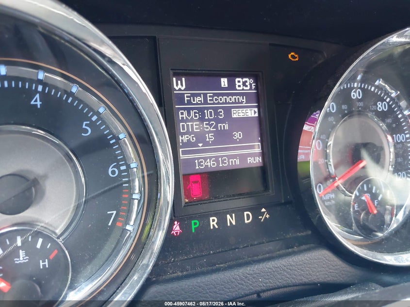 2015 CHRYSLER TOWN & COUNTRY auction photo 7