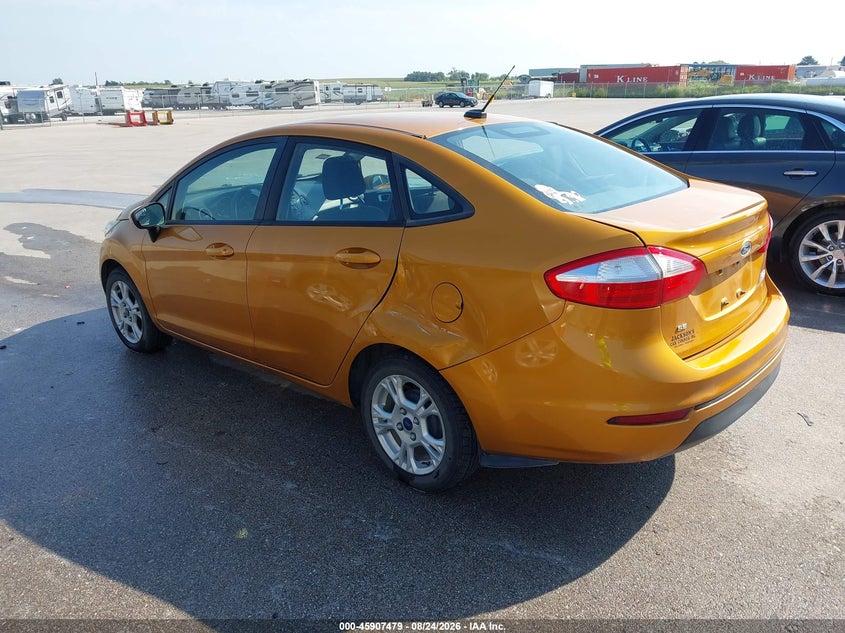 2016 FORD FIESTA SE · Фото 3