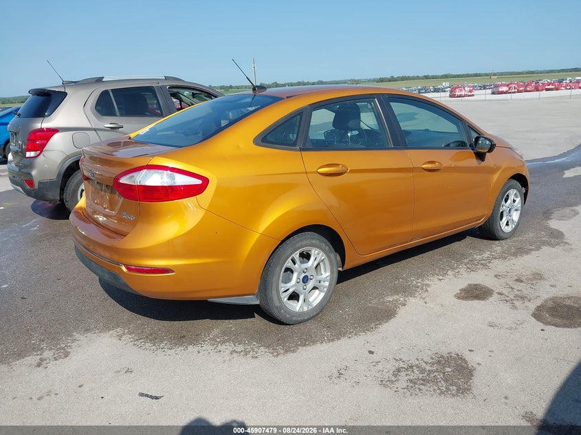2016 FORD FIESTA SE · Фото 4