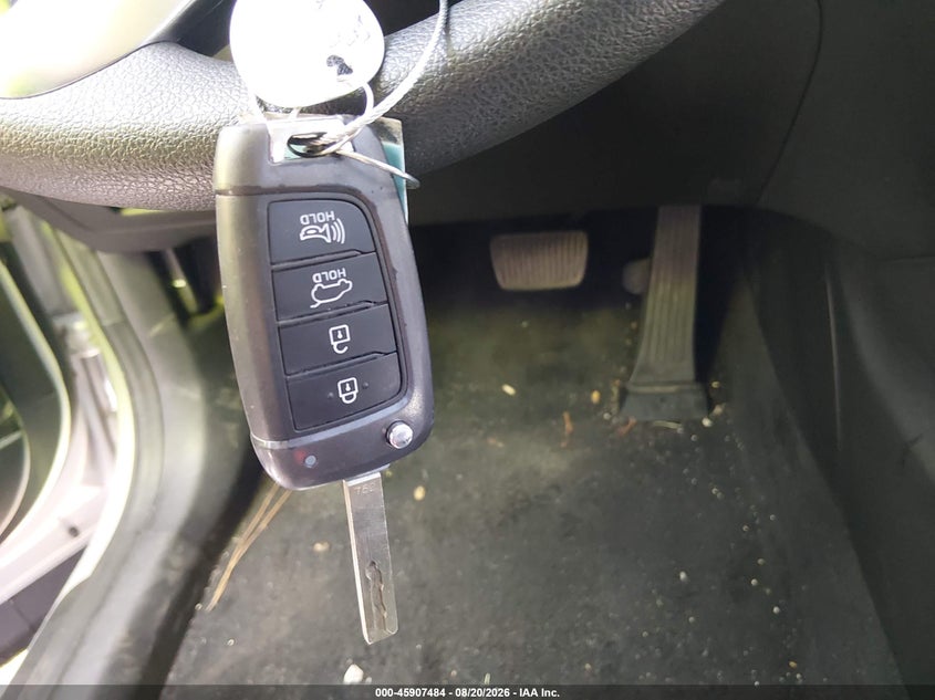 HYUNDAI SANTA FE 2019 VIN 5NMS2CAD8KH088515