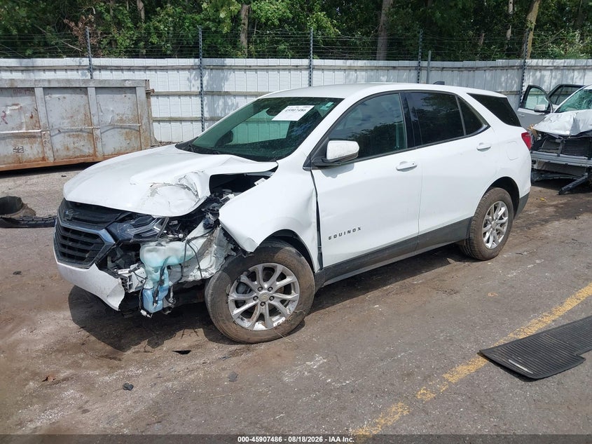 2020 Chevrolet Equinox, Left Front, IAAI, VIN 3GNAXJEV7LS671633 — photo 2