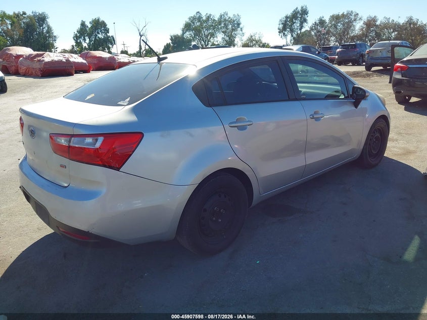 2012 KIA RIO auction photo 4