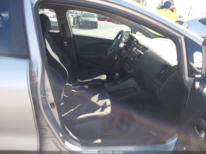 2012 KIA RIO auction photo 5