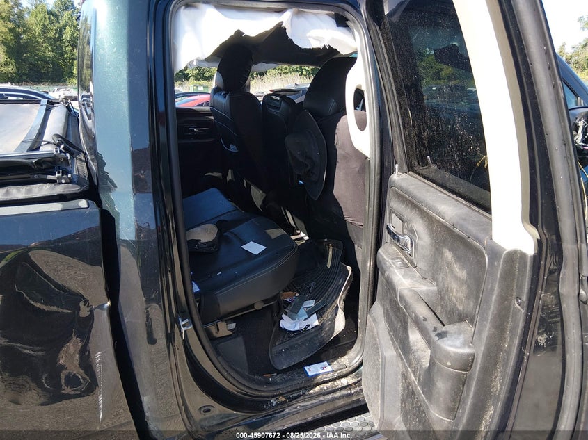 2017 RAM 1500 LARAMIE 4X4 6'4 BOX · Фото 8