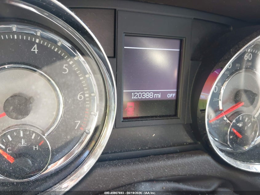 CHRYSLER TOWN & COUNTRY 2013 VIN 2C4RC1BG1DR677620